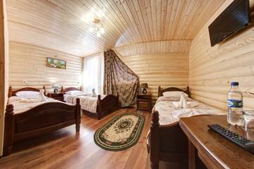 Стандартный трехместный номер в Отеле Villa Victoria